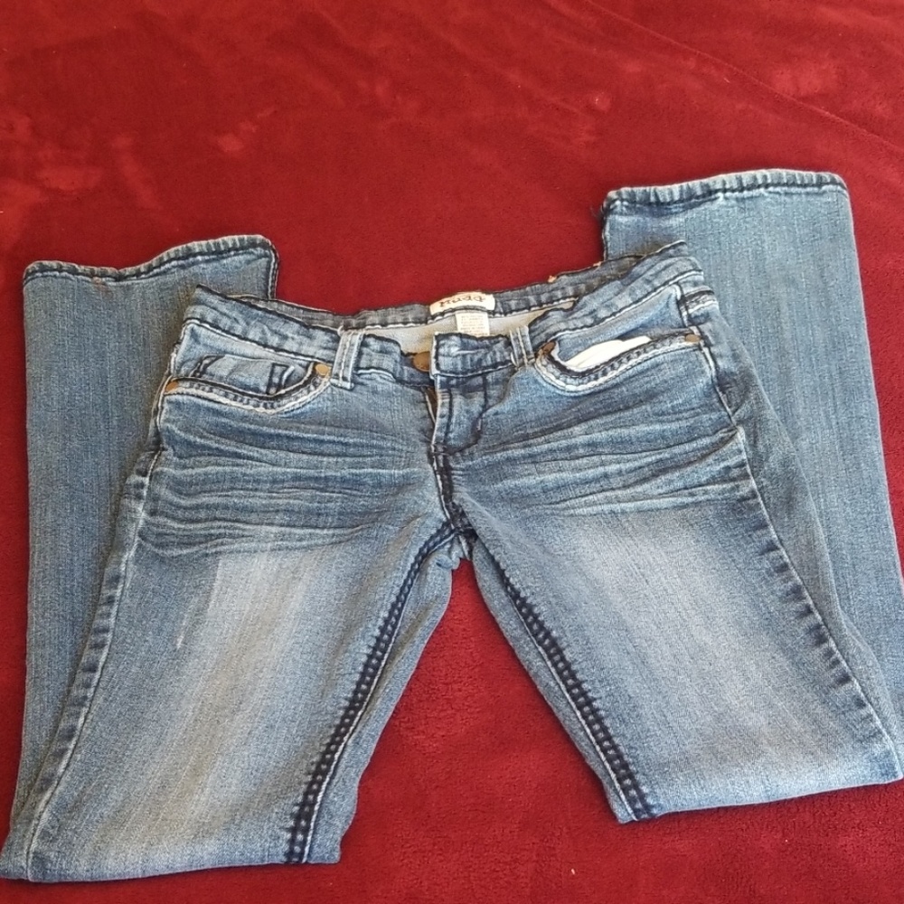 MUDD Jeans